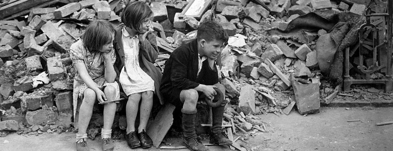 1280px-WWII_London_Blitz_East_London